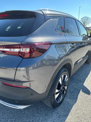 OPEL Grandland X usata, con Antifurto