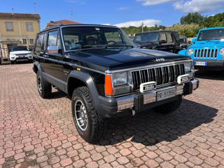 JEEP Cherokee 4.0 XJ LAREDO - AUTOMATICO 3 PORTE