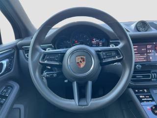 PORSCHE Macan usata 12