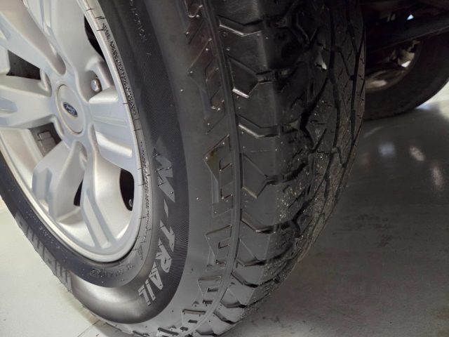 FORD Ranger usata, con Volante in pelle