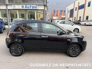 LANCIA Ypsilon usata, con Autoradio