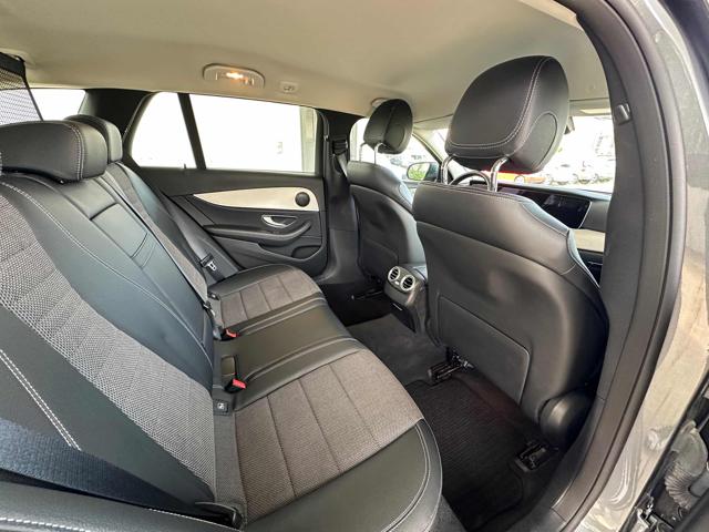 MERCEDES-BENZ E 200 usata, con Chiusura centralizzata