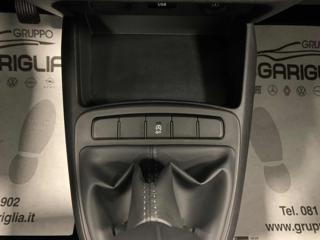 HYUNDAI i10 usata, con Sedile posteriore sdoppiato