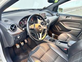 MERCEDES-BENZ B 180 usata, con Bluetooth