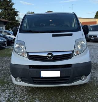 OPEL Vivaro usata, con Airbag