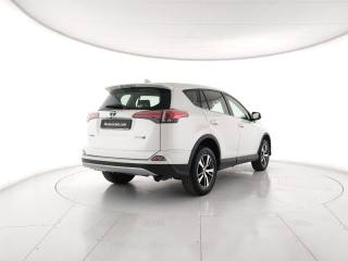 TOYOTA RAV 4 usata, con Autoradio