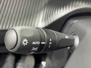 PEUGEOT 2008 usata 28