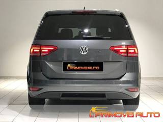 VOLKSWAGEN Touran usata, con Servosterzo