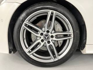 MERCEDES-BENZ E 220 usata, con Controllo trazione