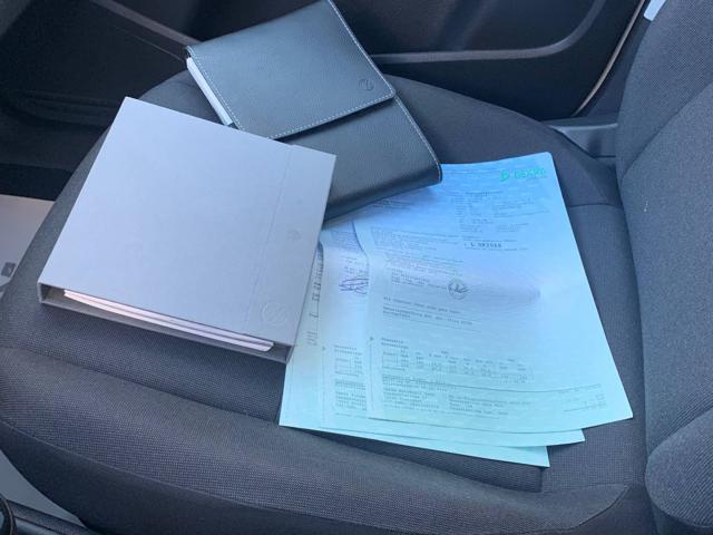 VOLKSWAGEN up! usata, con Airbag testa