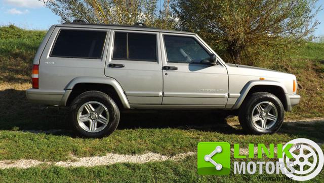 JEEP Cherokee usata, con Gancio traino