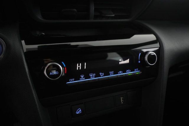 TOYOTA Yaris Cross usata 17