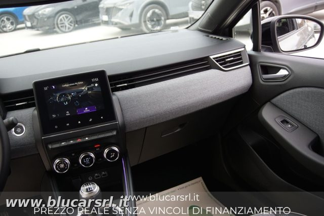 RENAULT Clio usata 8
