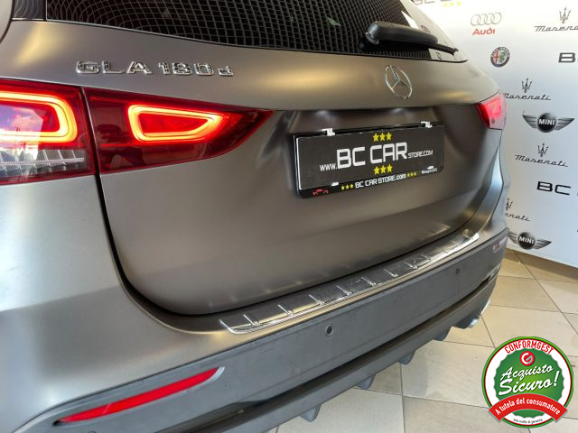 MERCEDES-BENZ GLA 180 usata, con Luci diurne LED