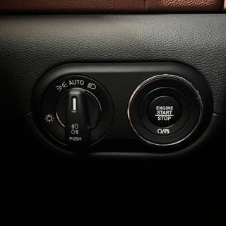 MASERATI Levante usata, con Luci diurne LED