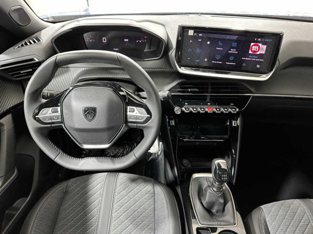 PEUGEOT 2008 usata, con Sedile posteriore sdoppiato