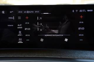 PEUGEOT 3008 usata, con Controllo elettronico della corsia