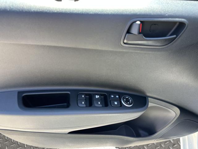 HYUNDAI i10 usata, con Chiusura centralizzata