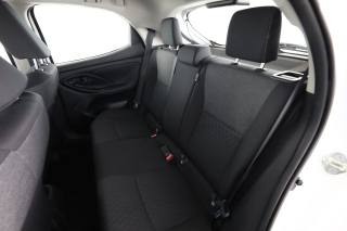 TOYOTA Yaris usata 3