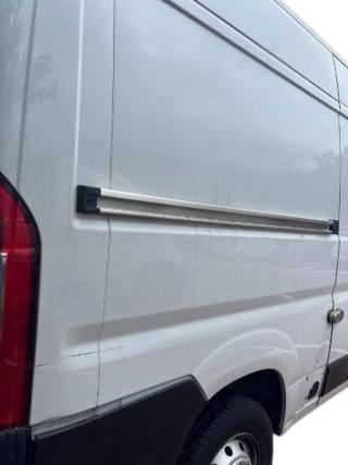 PEUGEOT Boxer usata, con Climatizzatore