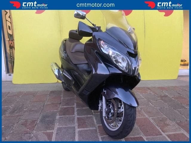 SUZUKI Burgman AN 400 usata 1
