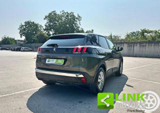 PEUGEOT 3008 usata, con Volante multifunzione