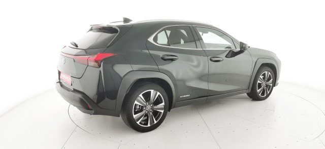 LEXUS UX 250h usata, con Tettuccio apribile