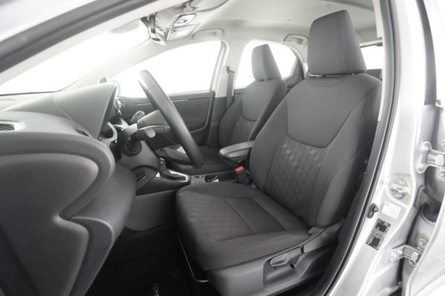 TOYOTA Yaris usata 2