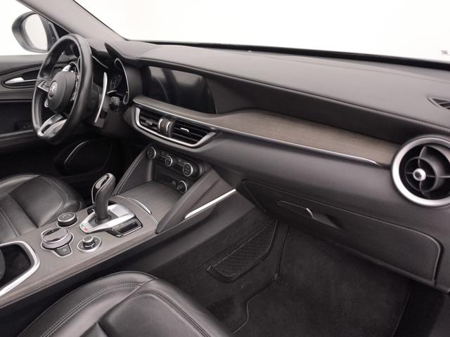 ALFA ROMEO Stelvio usata, con Portellone posteriore elettrico