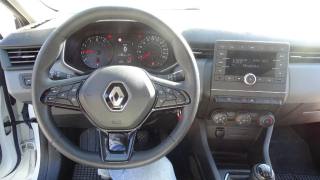 RENAULT Clio usata, con USB