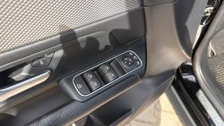 MERCEDES-BENZ GLA 200 usata, con Climatizzatore