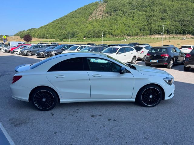 MERCEDES-BENZ CLA 200 usata, con Alzacristalli elettrici
