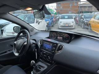 LANCIA Ypsilon usata, con Specchietti laterali elettrici