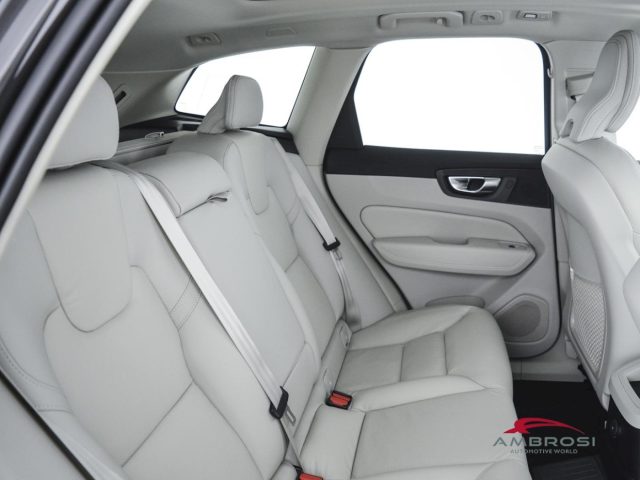 VOLVO XC60 usata 10