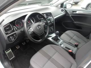 VOLKSWAGEN Golf usata, con ESP
