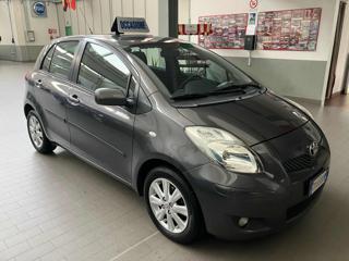 TOYOTA Yaris 1.3 5 porte Cambio Automatico