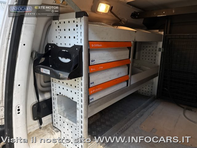 VOLKSWAGEN Caddy usata, con USB