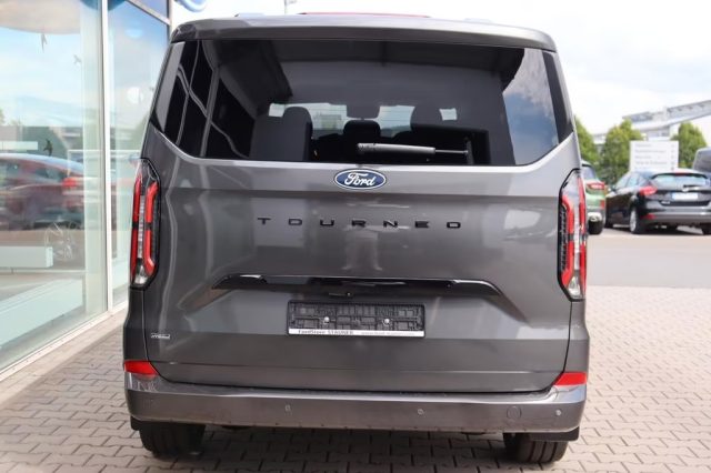 FORD Tourneo Custom usata, con Autoradio
