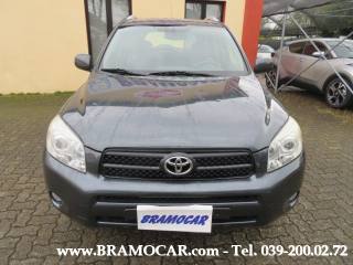 TOYOTA RAV 4 usata, con Airbag laterali