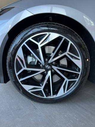 HYUNDAI Ioniq 6 usata, con Controllo automatico clima