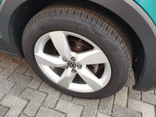 VOLKSWAGEN T-Cross usata, con Autoradio