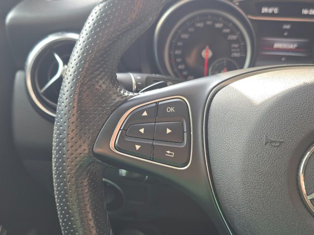 MERCEDES-BENZ GLA 200 usata, con MP3