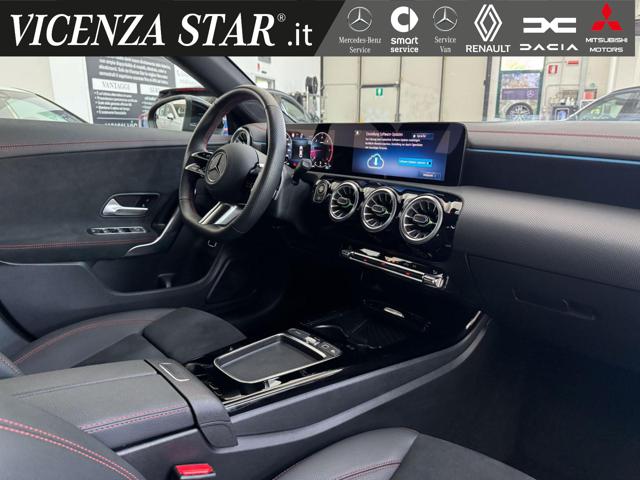 MERCEDES-BENZ CLA 200 usata, con Controllo automatico clima