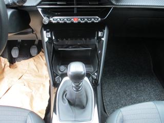PEUGEOT 2008 usata, con Park Distance Control