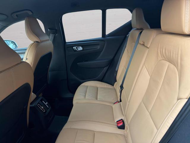VOLVO XC40 usata, con Controllo automatico clima