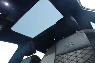 VOLKSWAGEN Taigo usata, con Frenata d