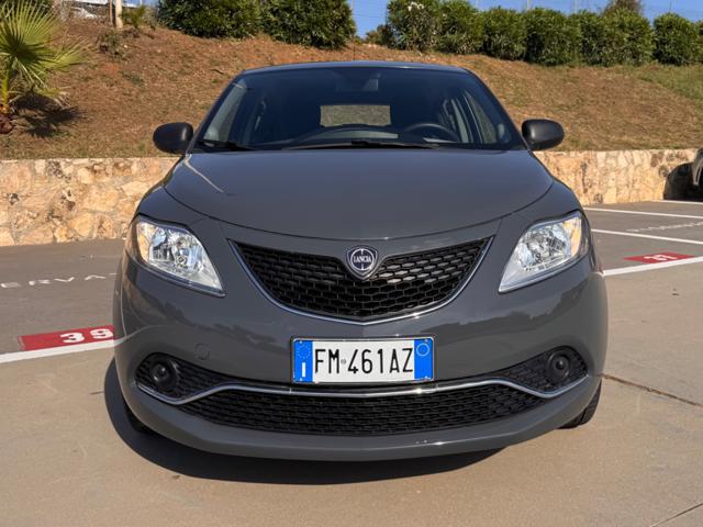 LANCIA Ypsilon usata, con Airbag