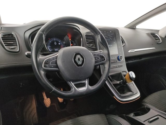 RENAULT Scenic usata, con Bracciolo