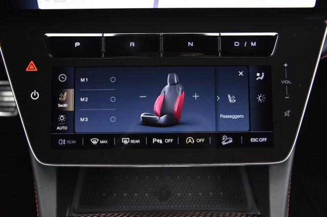 MASERATI Grecale usata, con Luci diurne LED