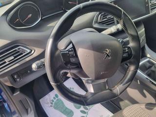 PEUGEOT 308 usata, con Airbag testa
